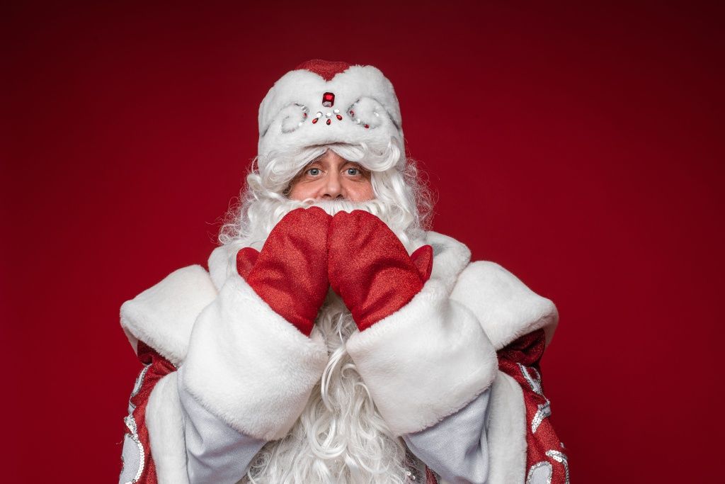 father-frost-with-hands-by-mouth-looking-at-camera-2024-08-01-19-12-34-utc.jpg