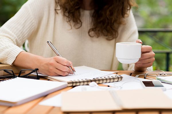 writing-an-essay-2023-11-27-05-12-10-utc копия.jpg