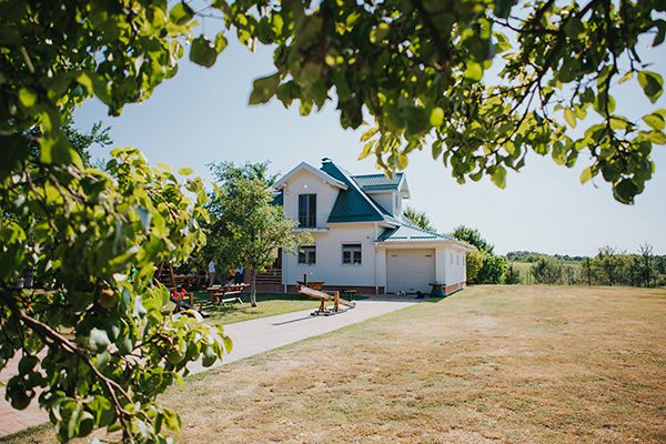 rural-house-on-a-sunny-day-2025-02-11-18-01-22-utc.jpg