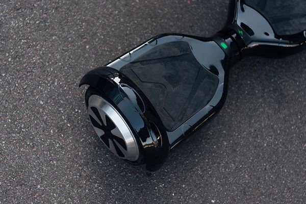 close-up-view-of-black-self-balancing-scooter-on-s-2024-11-19-11-12-52-utc.jpg close-up-view-of-black-self-balancing-scooter-on-s-2024-11-19-11-12-52-utc.jpg